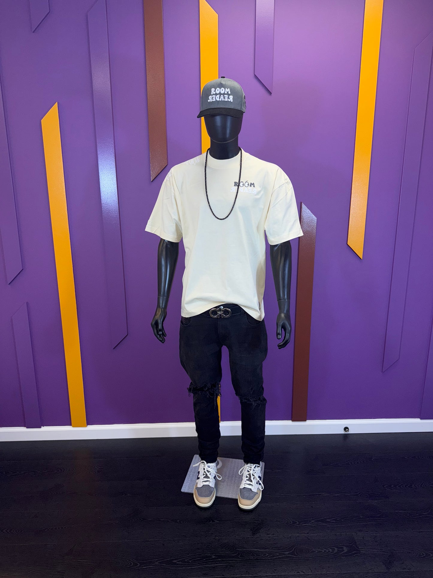 Kulture Threadz "Crowns" Room Reader Crown